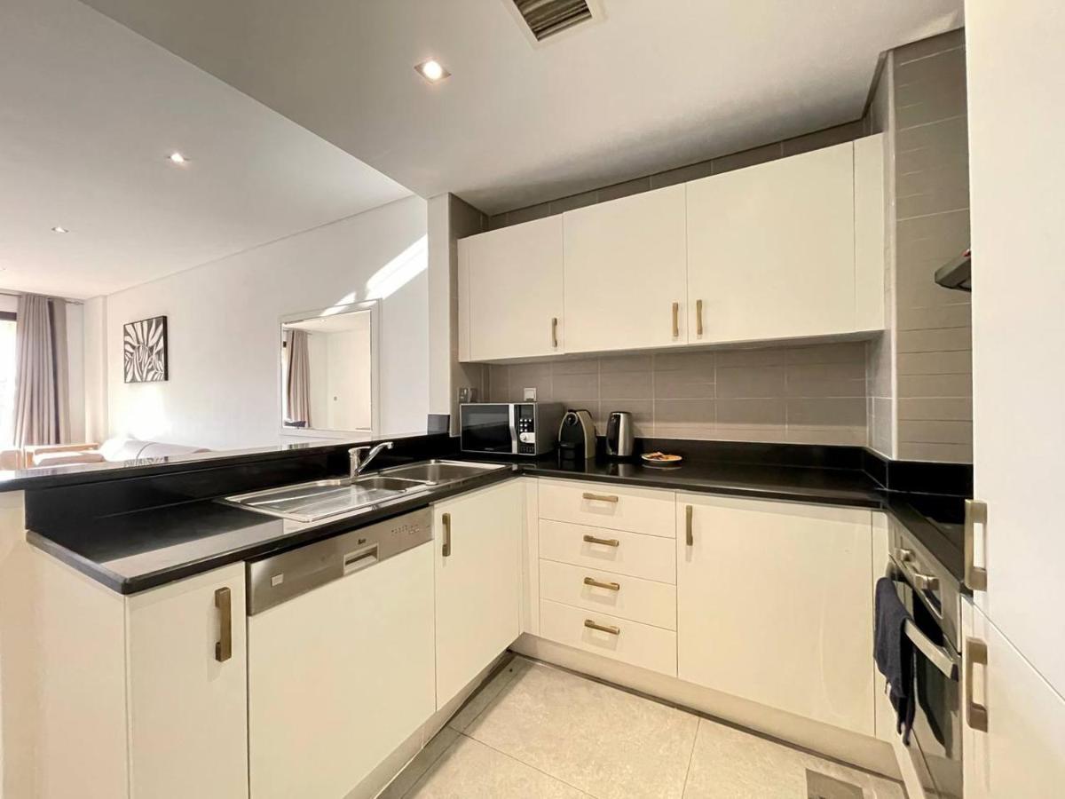 Signature Living Resort Apartments With Private Beach And Laguna Pool , Palm Jumeirah Dubai Luaran gambar